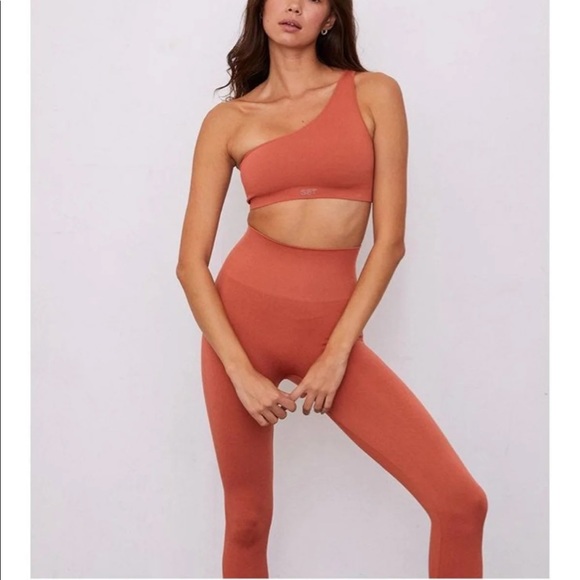 SET Active Pants - Set Active Bra and Leggings in Spritz